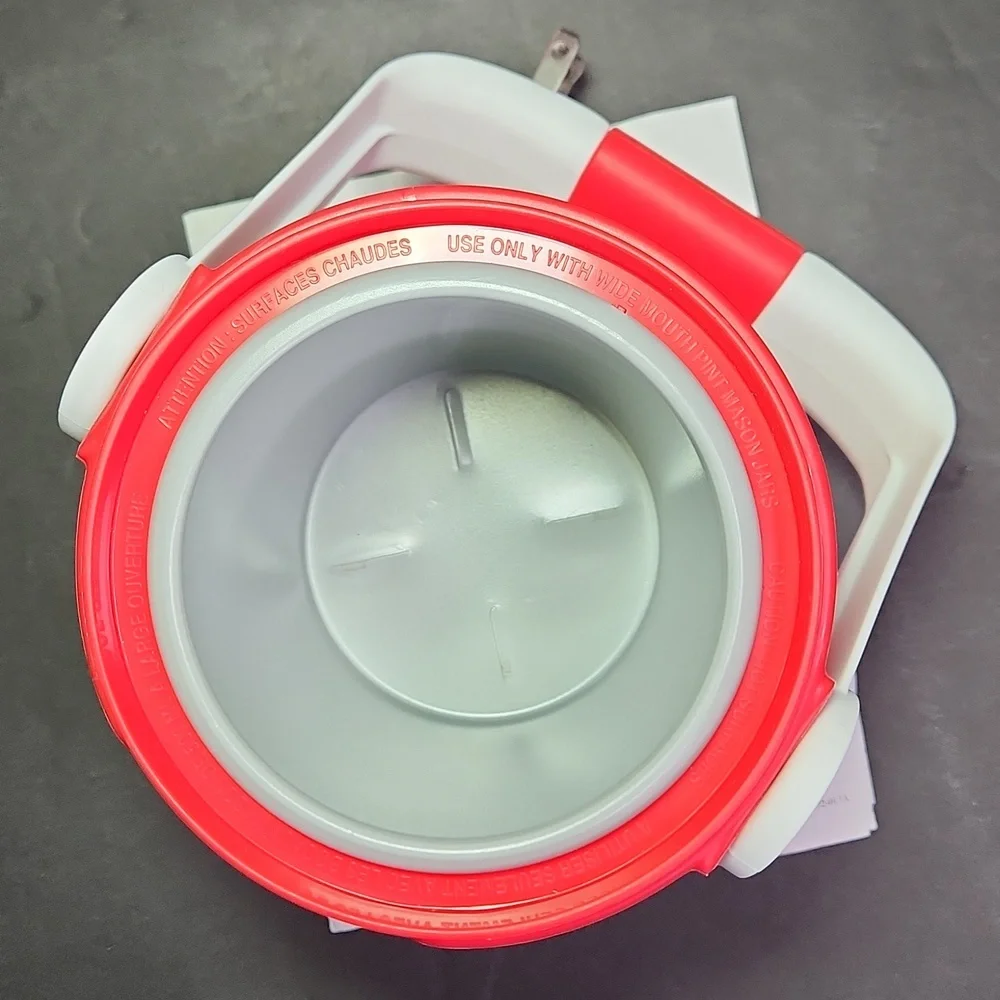 PRESTO NOMAD traveling Food Warmer NWT